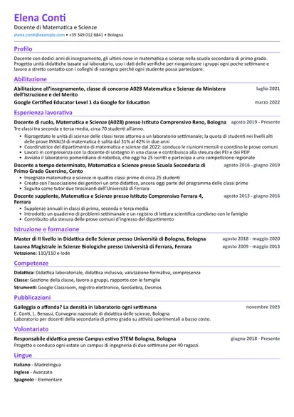 Curriculum di esempio per Insegnante con layout Compatto